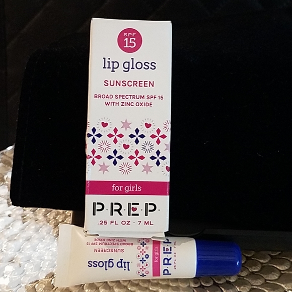 PREP Lip Gloss with sunscreen - Picture 3 of 8
